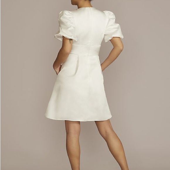 David’s bridal gown - never worn. Size 8, only tried on in bridal salon. - Picture 3 of 6